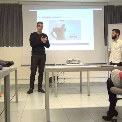 Lorenzo Saliu a Cagliari durante una lezione allo IED